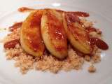 Pommes rôties, crumble, sauce caramel au beurre salé