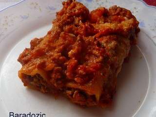 Cannelloni bolognaise