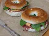 Bagels au melon et au jambon de pays