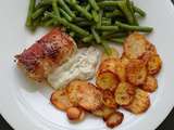 Filet d'églefin au bacon et haricots verts et tranches de pommes de terre rissolées, sauce ravigote