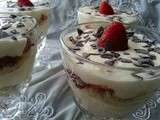 Tiramisu Totalement Fraise sans Mascarpone, aux petits suisses