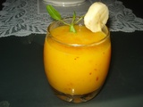 Smoothie nectarine, mangue à la rose