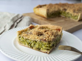 Comment réaliser un Tarte aux courgettes façon crumble au roquefort | une recette originale et gourmande