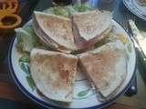 Quesadillas au jambon et au cheddar