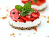 Pain de seigle, fraise et ricotta à la menthe