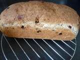 Pain de mie complet aux petits raisins de Corinthe