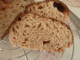Pain mie complet au levain naturel, souple et alvéoléé
