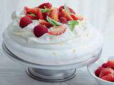 Sans gluten : Pavlova aux fruits rouges