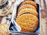 Biscuits fourrés au chocolat