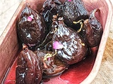 Figues violettes fraîches confites