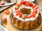 Bundt cake fraises-rhubarbe