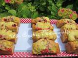 Petits gâteaux aux 2 framboises et groseilles du jardin, bonne fête aux papas pour dimanche