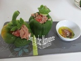 Poivrons frais tomates thon pour se rafraîchir