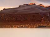 Tarte chocolat, caramel et cacahuètes façon snickers