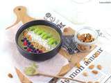 Smoothie Bowl Thé Matcha, Bananes et Kiwis