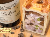 Pâté en croûte de poulet, morilles et vin jaune