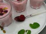 Panna cotta toute rose aux framboises