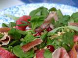 Salade de mâche au pamplemousse, groseille et jambon cru {concours inside}