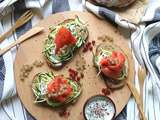 Tartines de courgette au saumon, crème à l’aneth