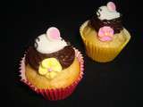 Cupcakes au chocolat noir 'Souris & Fleurs'