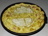 Tarte aux pommes de terre et reblochon façon Tartiflette
