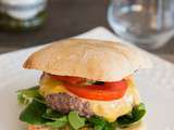 Cheeseburger au confit de cornichons