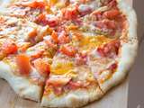 Pizza aux tomates fraiches et 3 fromages