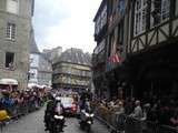 Tour de France à Dinan, des vélos et trop de pubs