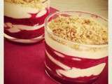 Verrines de framboises petit suisse et speculoos