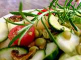 Salade de pâtes, pois cassés, tomates, courgette, concombres