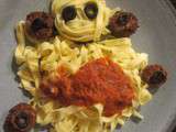 Plat d'halloween : Momie et leurs yeux en sauce