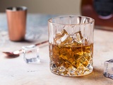 Sélectionnez le verre ideal qui enrichit votre expérience de whisky