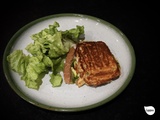 Croque-monsieur au caviar d’aubergine à l’ail des ours et au poulet