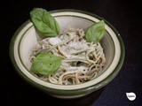 Spaghettis au pesto d’avocat