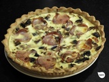 Tarte aubergine, oignons, champignons et lonzo