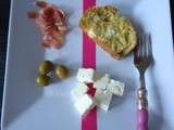 Cake feta, jambon cru et olives