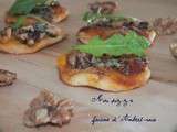 Mini pizza fourme d'Ambert-noix