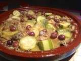 Tajine d’agneau aux courgettes et aux olives cassées