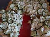 Pizza aux oignons confits, courgettes et feta