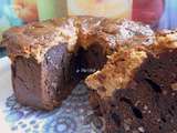 Méga brownie aux noix de macadamia et coulis de caramel au beurre salé de Mère Poulard