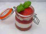 Verrine mousse de faisselle et curd de fraises au basilic