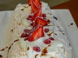 Roulade meringuée aux fraises comme un Eton Mess