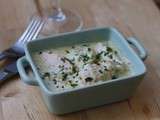 Nage de poissons aux herbes et à la crème