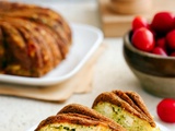 Cake aux courgettes, citron confit et feta