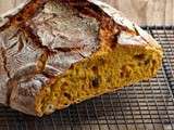 Carrot bread; pain magique sans pétrissage à la carotte et aux noisettes