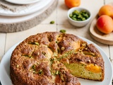 Gâteau au yaourt, pistaches et abricots