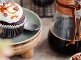 Muffins au chocolat et au caramel coulant