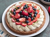 Tarte aux fruits rouges, pistache et sablé breton