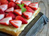 Tarte moelleuse aux fraises, curd citron-menthe