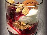 Verrine gourmande framboises et fraises